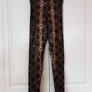 Commando M NWOT, vegan leather.